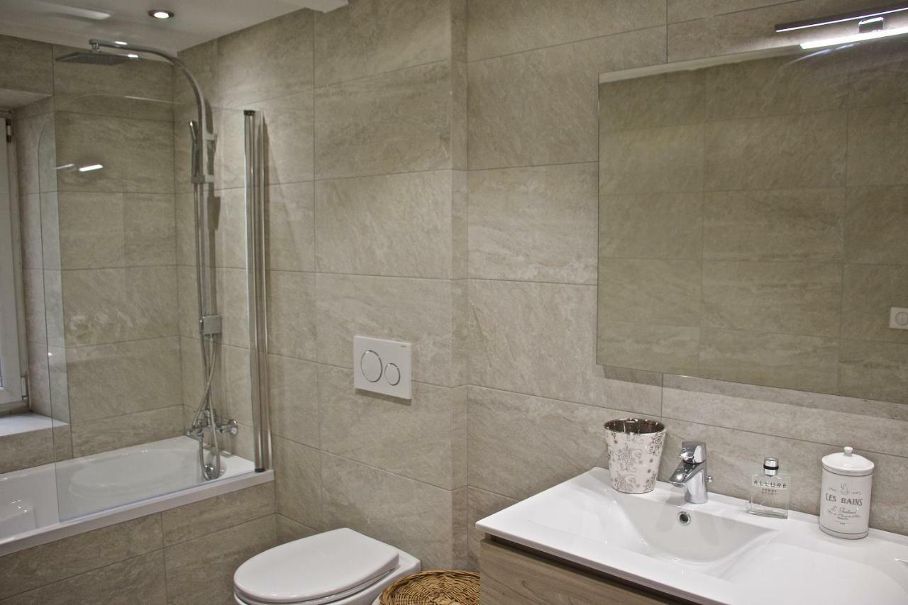 Duplex Fontaine - Appartement Duplex Coeur Vieil Antibes Old City Marche Provencal Bagian luar foto